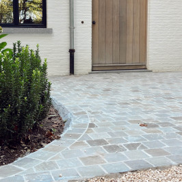 Natural stone tile | 14x14 cm | Cobblestone Mix Bruges Silver Natural stone tile | 14x14 cm | Cobblestone Mix Bruges Silver